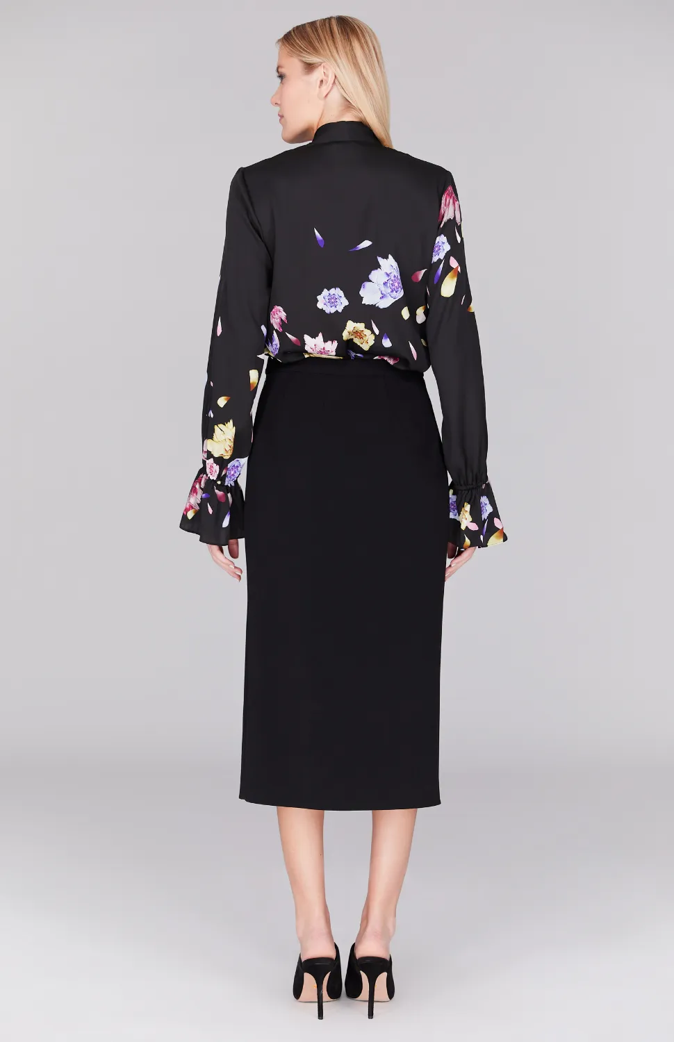 Scattered Blossom V Neck Tie Blouse