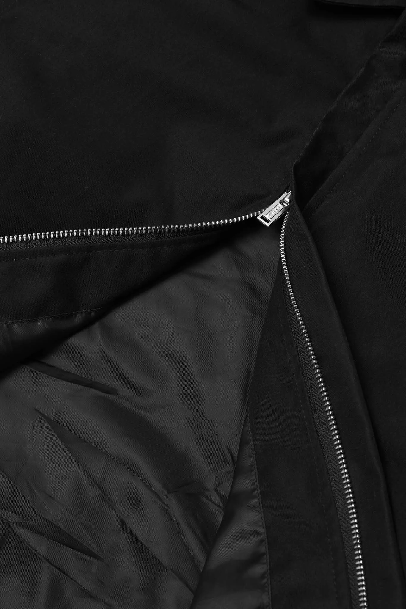 SHINOBI TRUCKER JACKET IN ANTHRACITE