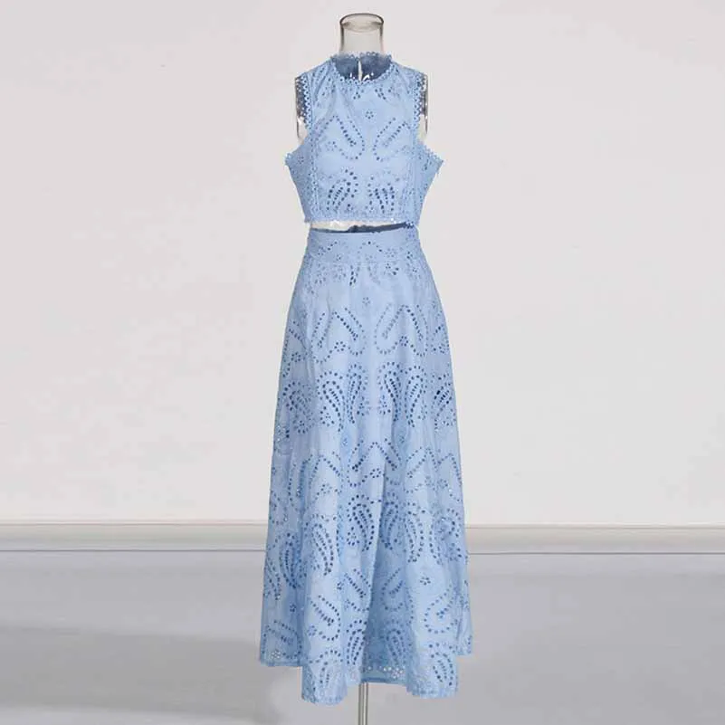 Sleeveless Embroidered Two Piece Long Skirt Suit