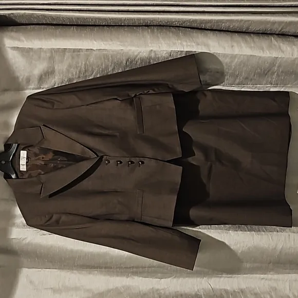 Tahari Arthur S. Levine Skirt Suit