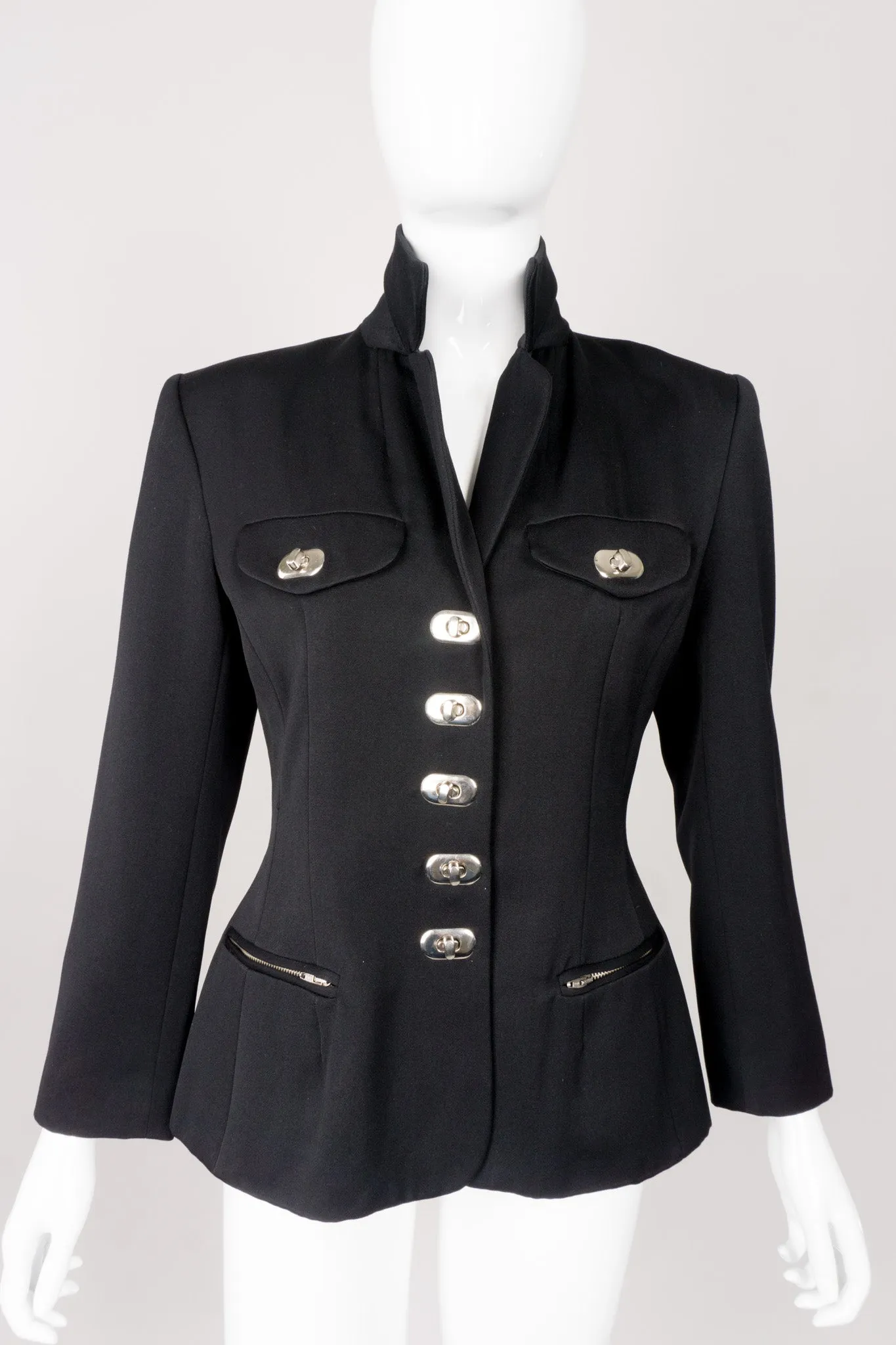 Turnlock Jacket