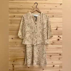 Vintage David Warren Size 4 Petite 100 % Silk Floral Print Skirt Set