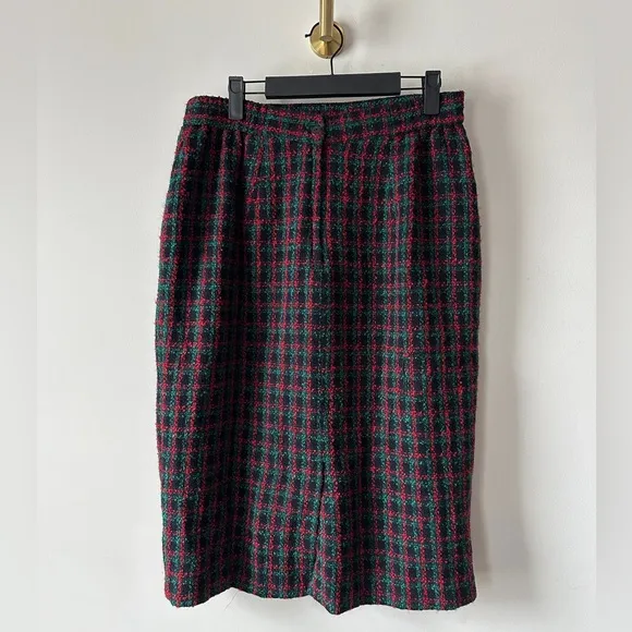 Vintage Red, Black &amp; Green Plaid Boucle Tweed 2 Pc Skirt Suit Sz12 By: Panthers