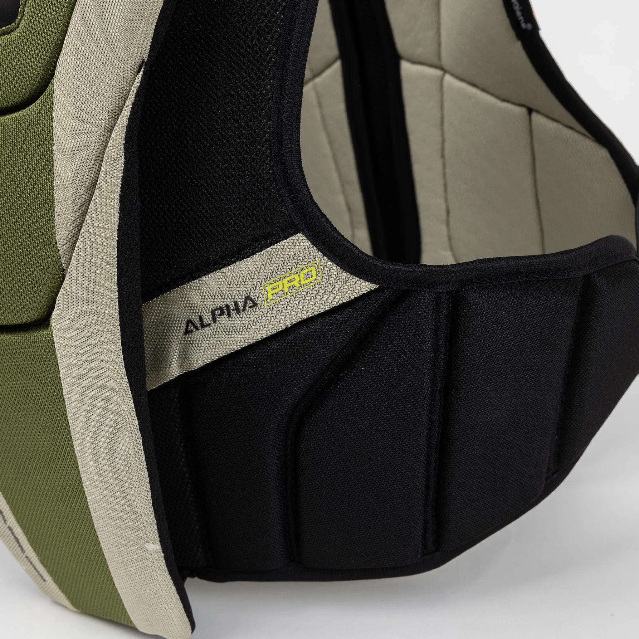 Warrior Alpha Pro Junior Hockey Shoulder Pads